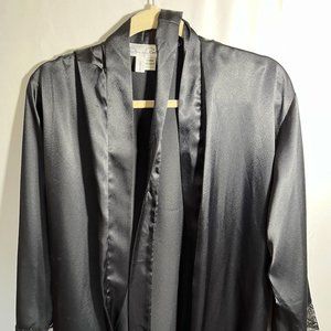 Oscar de la Renta nighttime robe